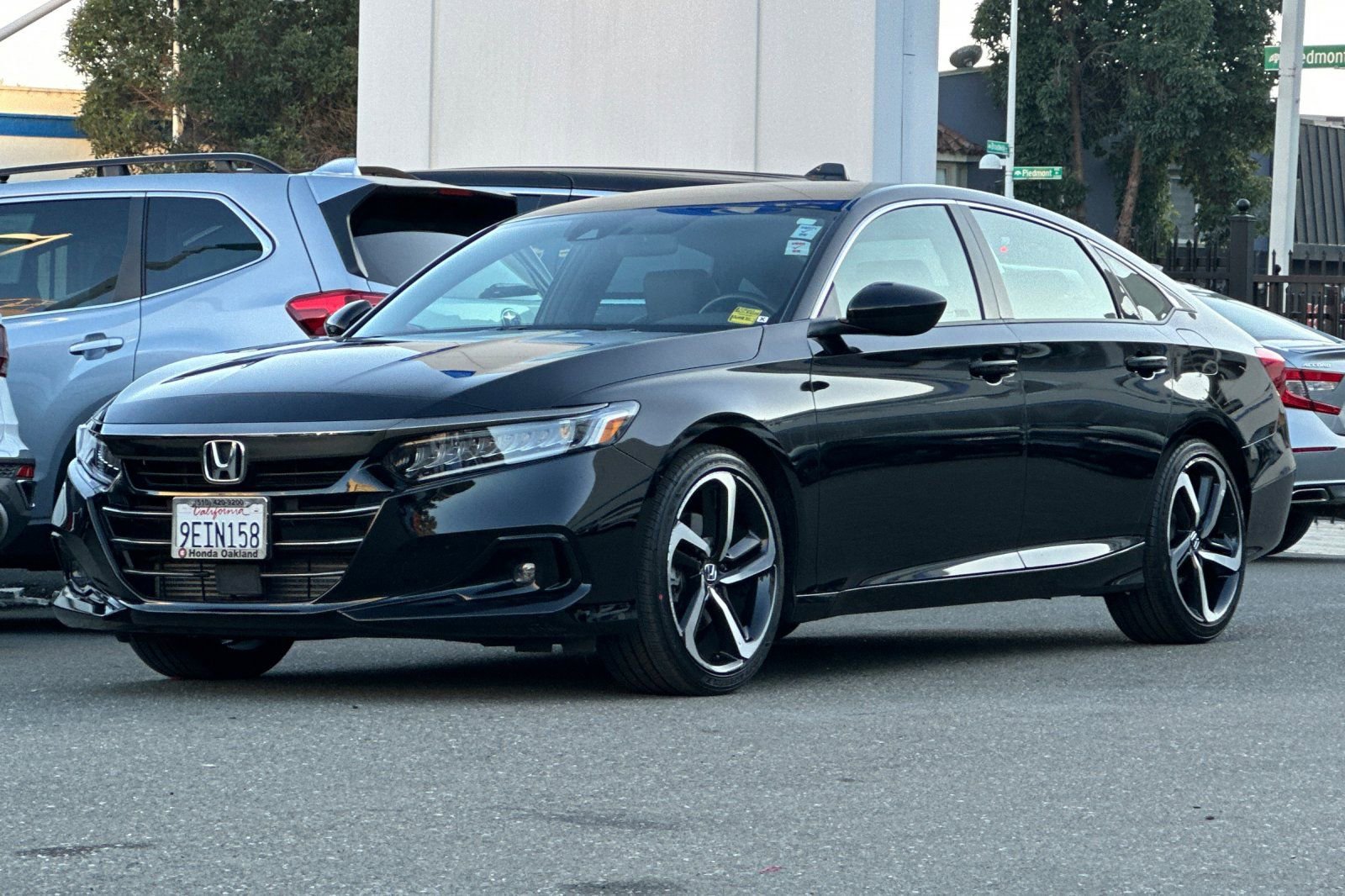 Used 2022 Honda Accord Sport image 9
