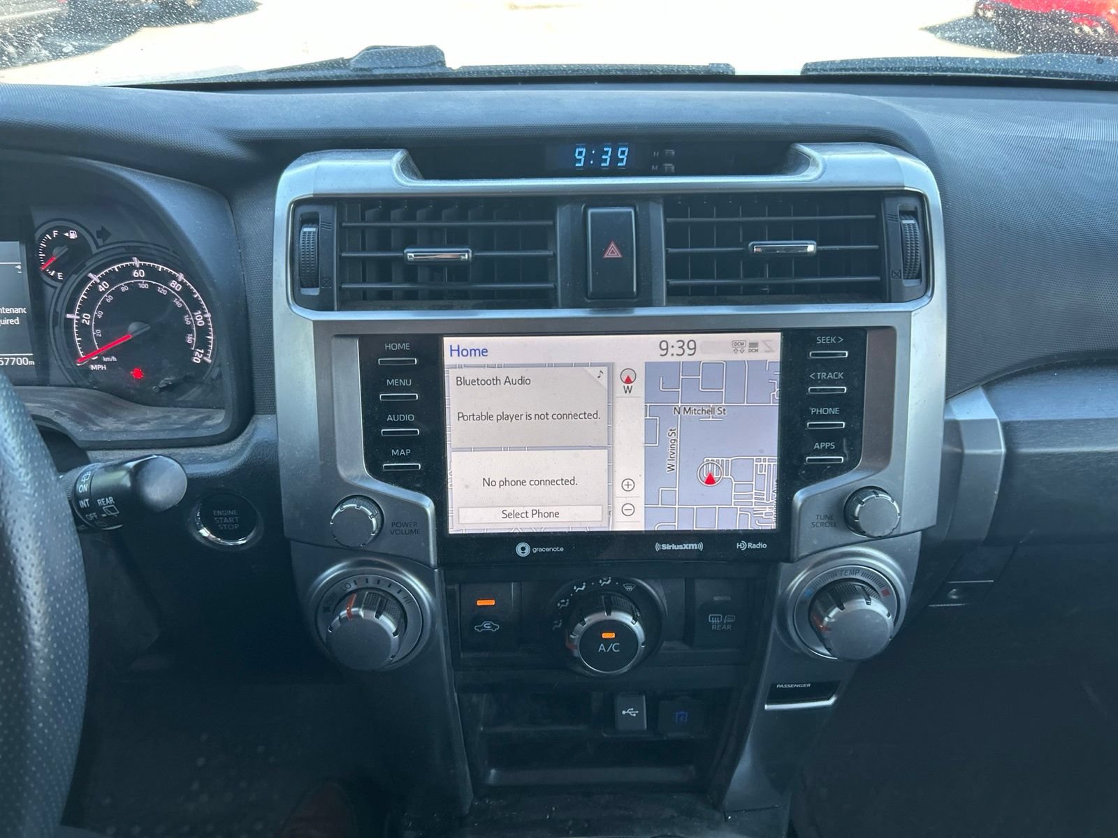 Used 2022 Toyota 4Runner SR5 AWD/4WD image 3