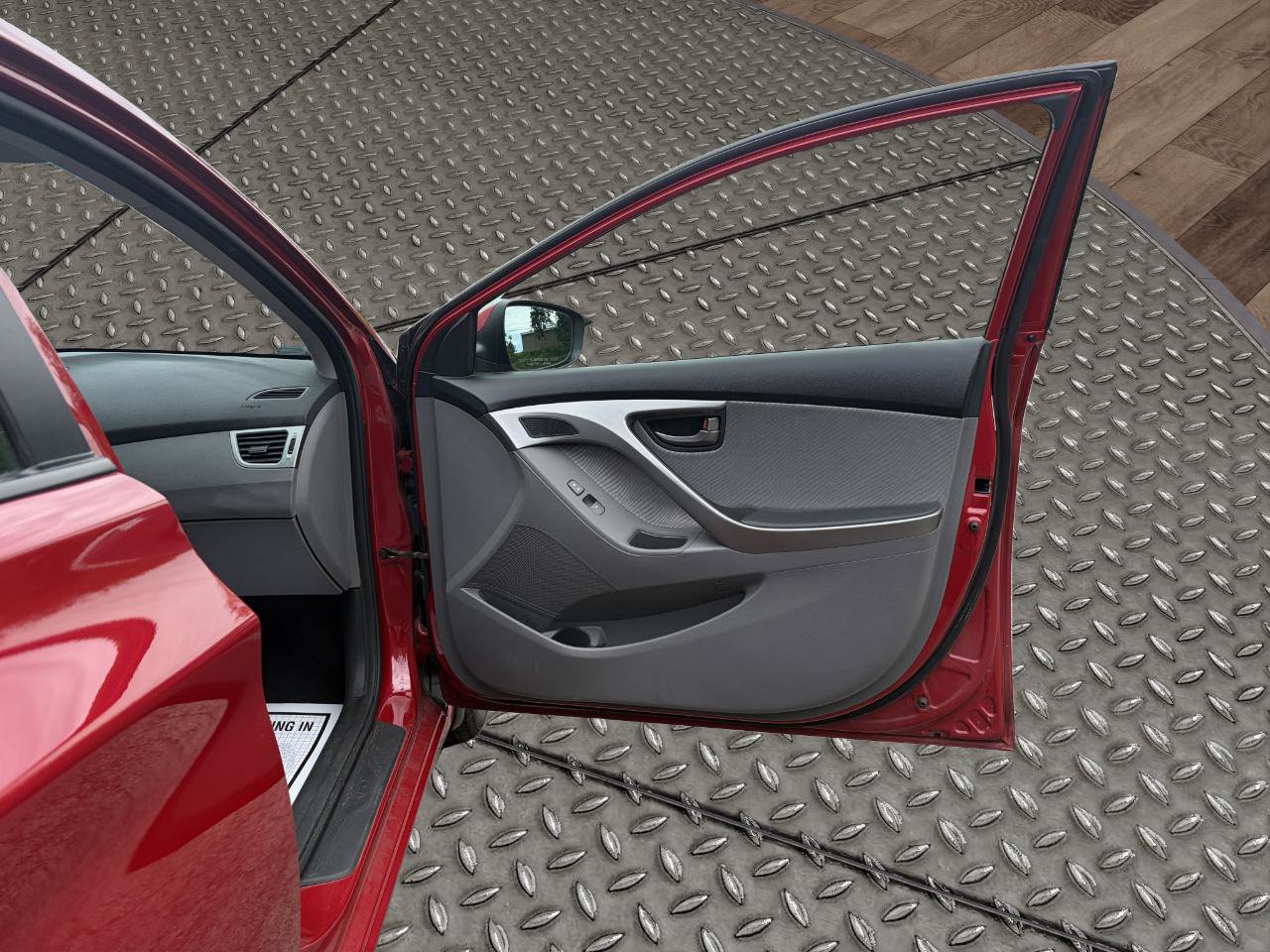 Used 2013 Hyundai Elantra GLS w/ Preferred Pkg FWD image 19