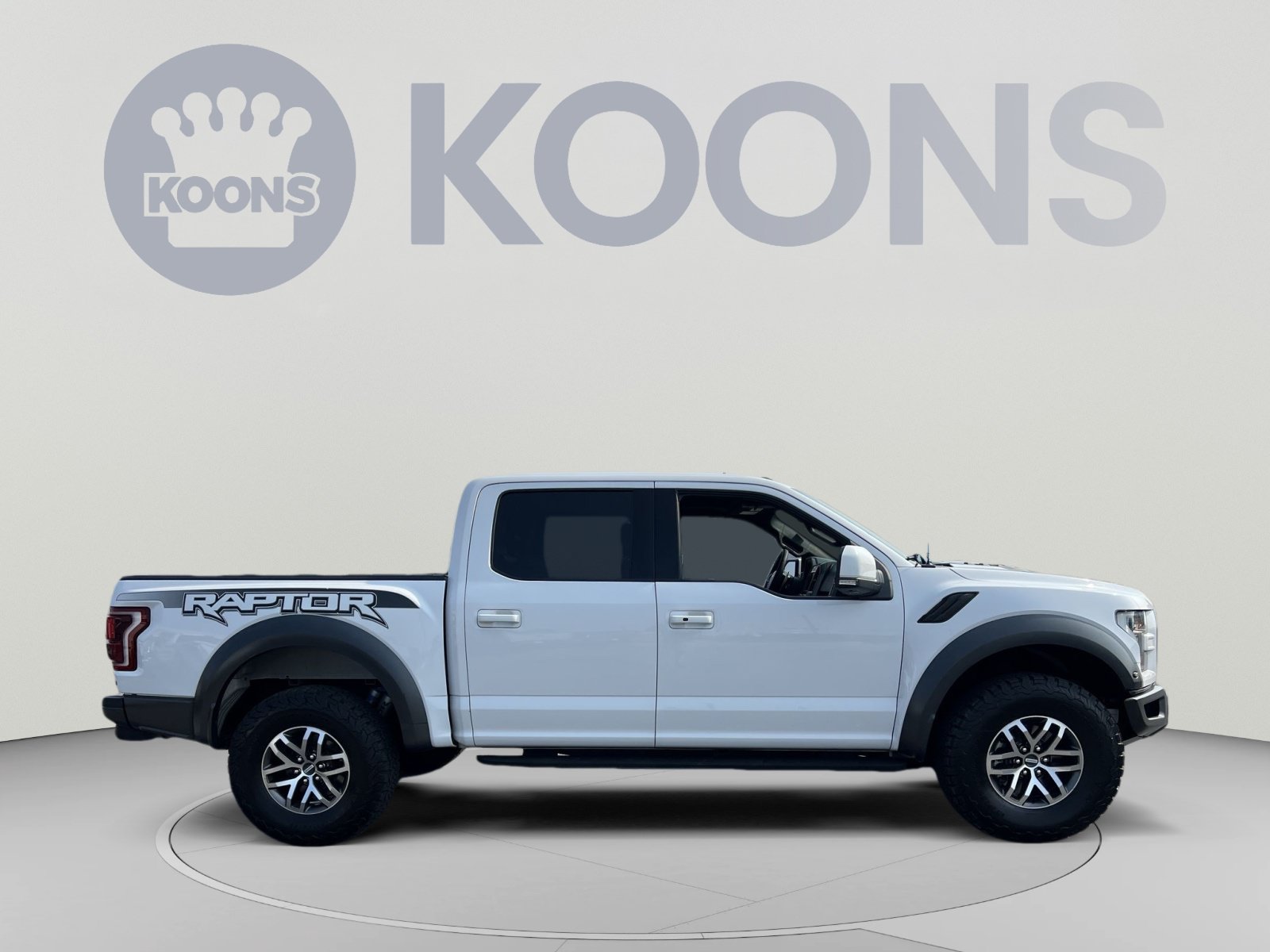 Used 2018 Ford F150 Raptor w/ Equipment Group 802A Luxury AWD/4WD image 8