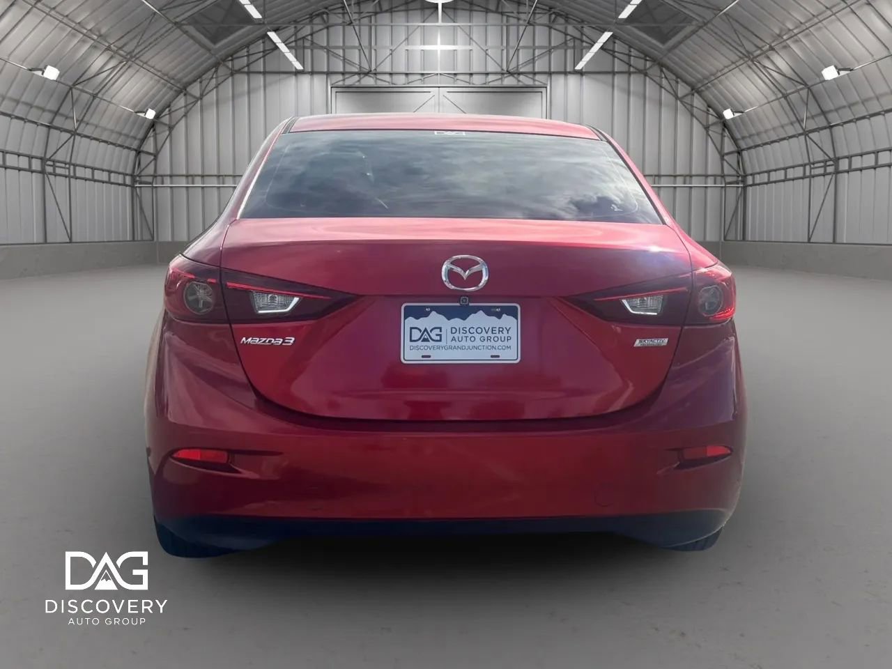 Used 2015 MAZDA MAZDA3 i SV FWD image 3
