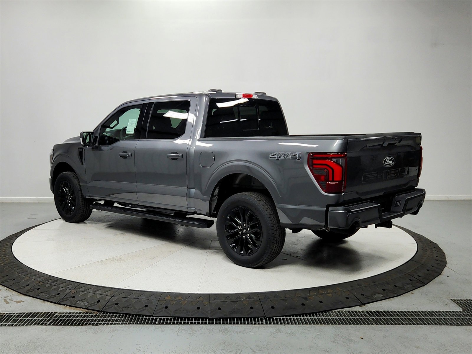 New 2025 Ford F150 Lariat w/ Equipment Group 502A High image 6