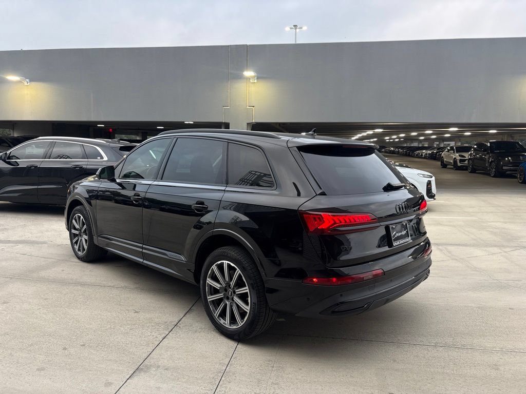 Used 2023 Audi Q7 2.0T Premium Plus w/ Premium Plus Package AWD/4WD image 8
