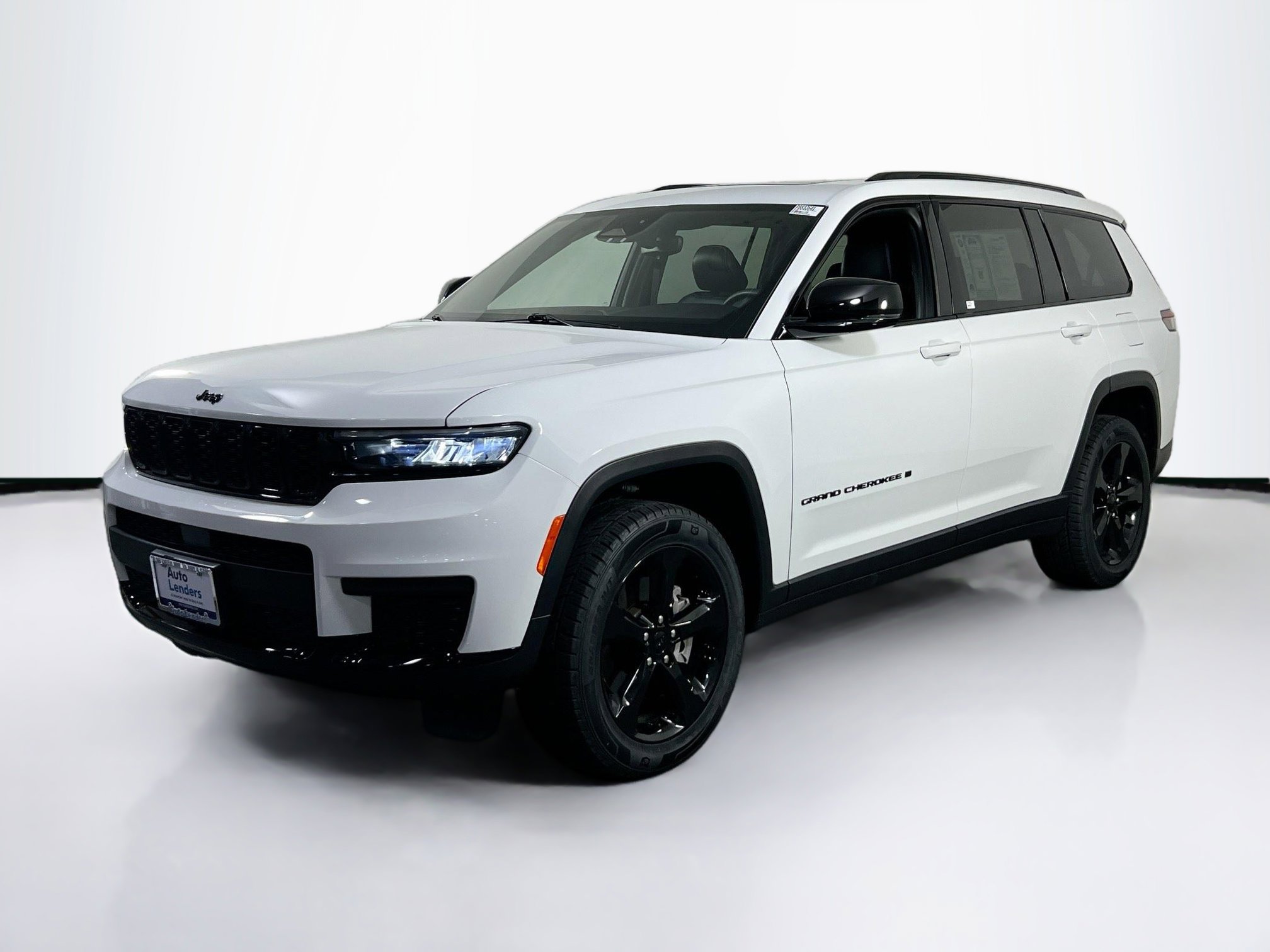 Used 2023 Jeep Grand Cherokee L Laredo
