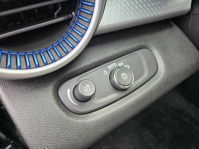 Certified 2024 Chevrolet Trax LS image 20