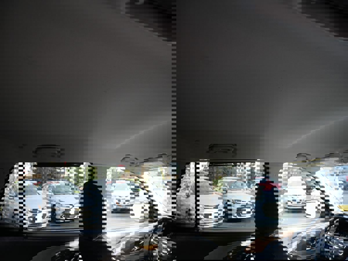 Used 2018 GMC Terrain SLE w/ Driver Convenience Package image 31