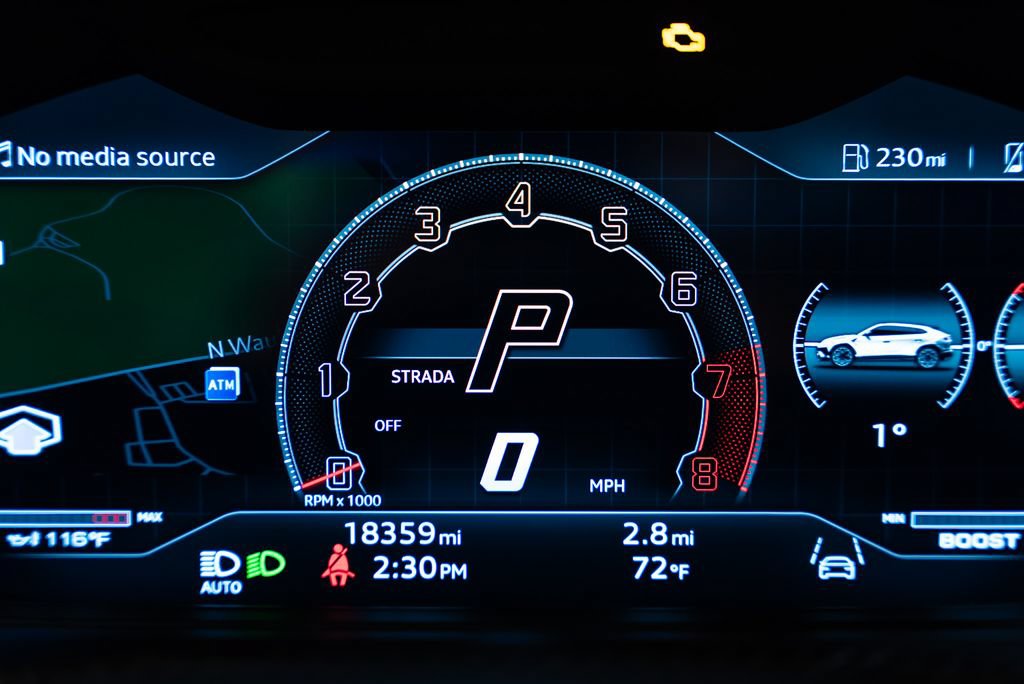 Used 2024 Lamborghini Urus Performante AWD/4WD image 17