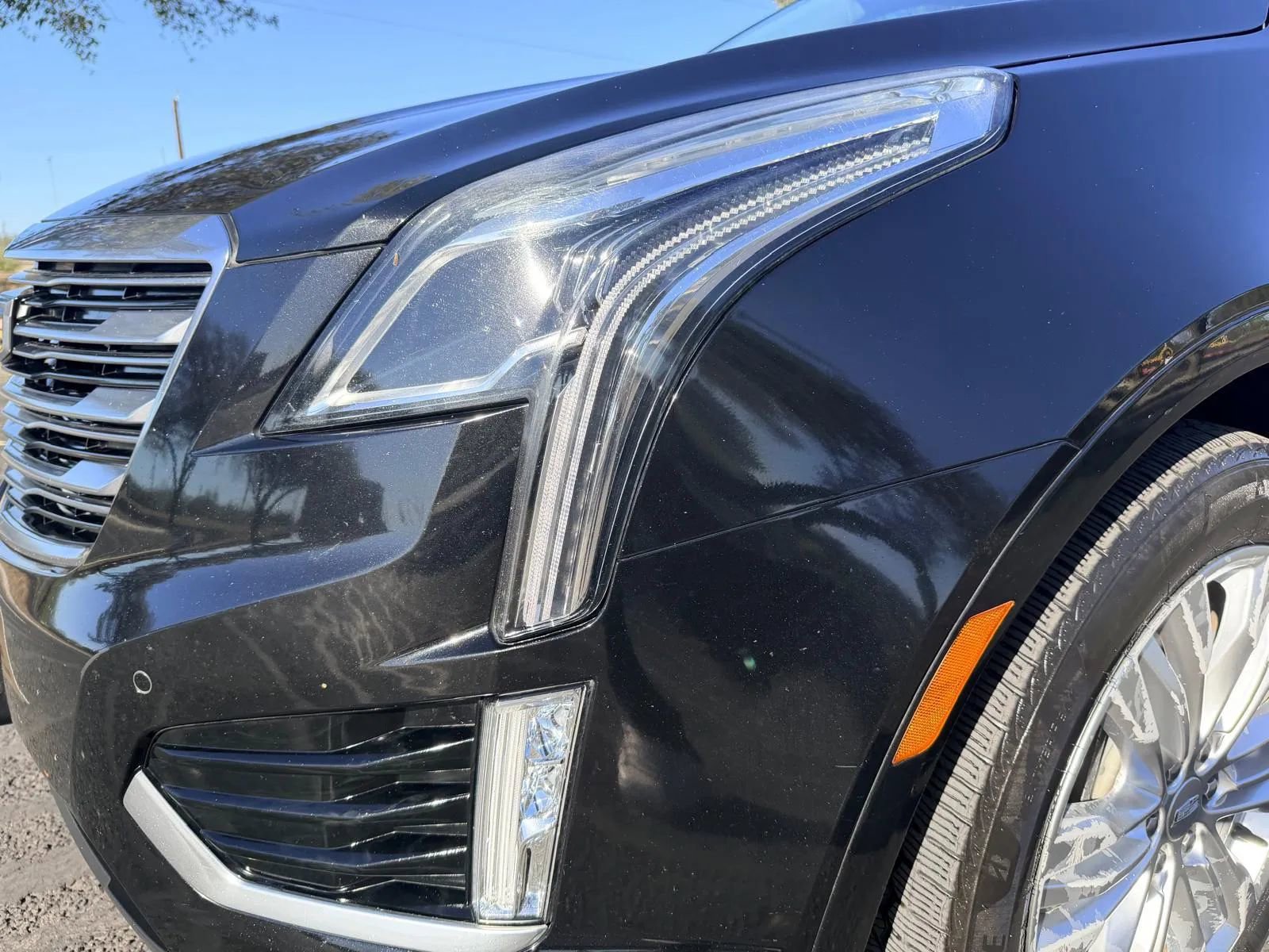 Used 2019 Cadillac XT5 Premium Luxury AWD/4WD image 11