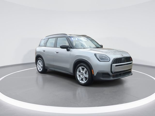 Used 2025 MINI Cooper Countryman S image 2