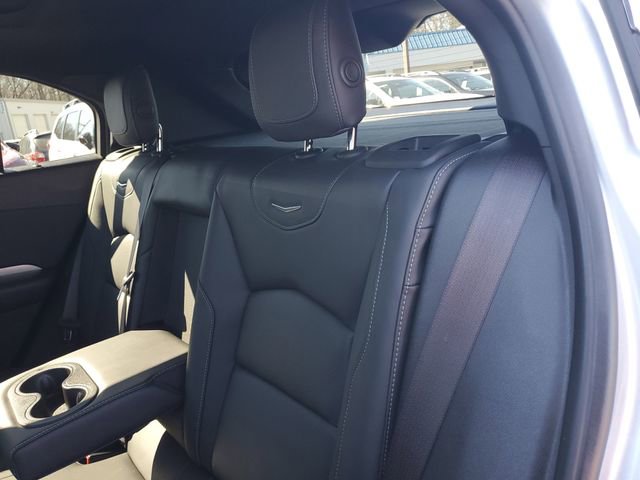 Used 2022 Cadillac XT4 Premium Luxury w/ Enhanced Visibility Package image 15