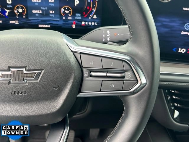 Used 2025 Chevrolet Suburban Z71 AWD/4WD image 24