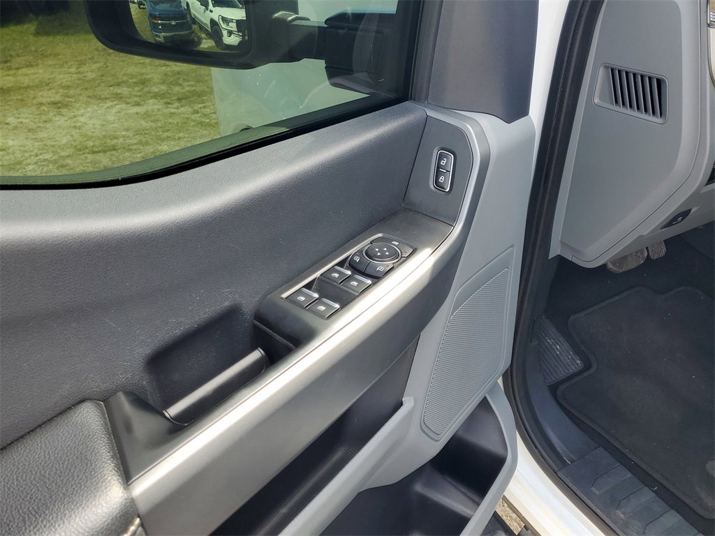 Used 2024 Ford F350 XLT image 10