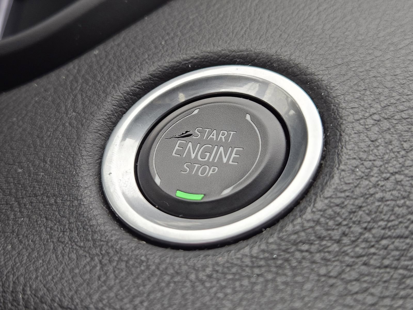 Certified 2023 Cadillac XT4 Sport AWD/4WD image 23