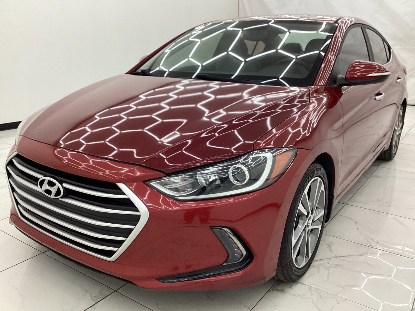 Used 2017 Hyundai Elantra Limited image 1