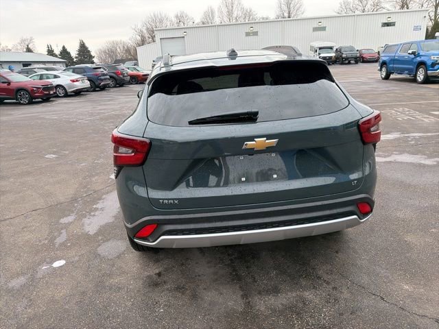 New 2026 Chevrolet Trax LT w/ Driver Confidence Package image 10