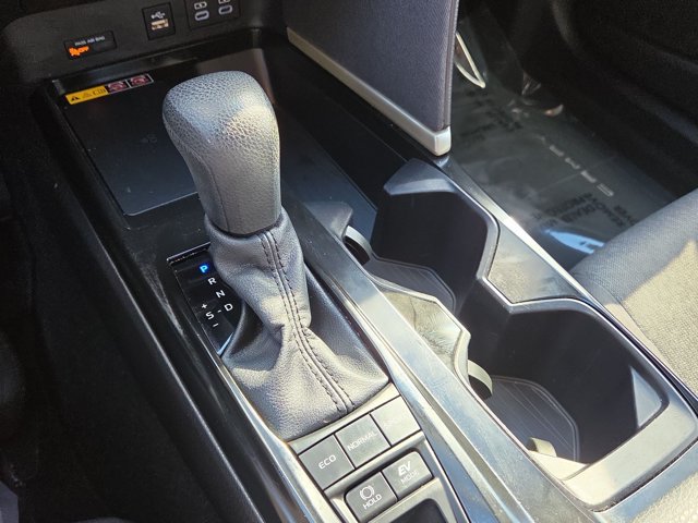 Used 2025 Toyota Camry LE FWD image 12