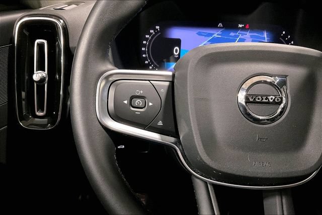 Certified 2023 Volvo XC40 B4 Plus w/ Driver Assist Package FWD image 21