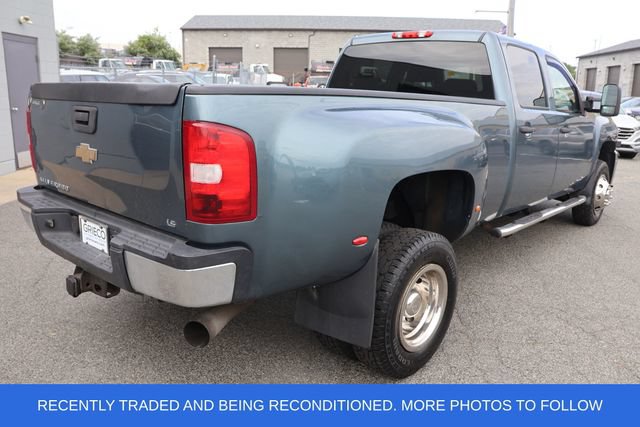 Used 2011 Chevrolet Silverado 3500 W/T AWD/4WD image 8