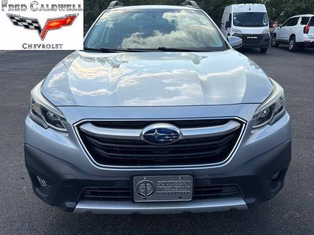 Used 2022 Subaru Outback Limited AWD/4WD image 2