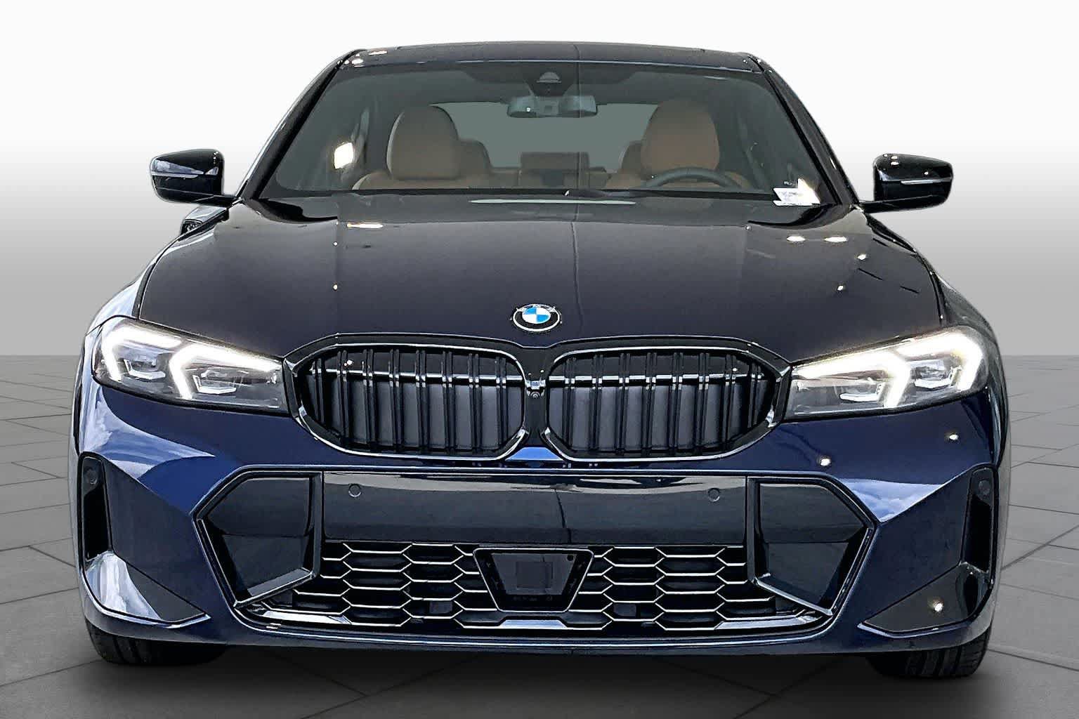 New 2026 BMW 330i Sedan w/ M Sport Package RWD image 3