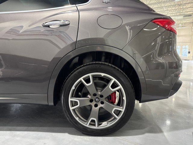 Used 2020 Maserati Levante GranSport image 18