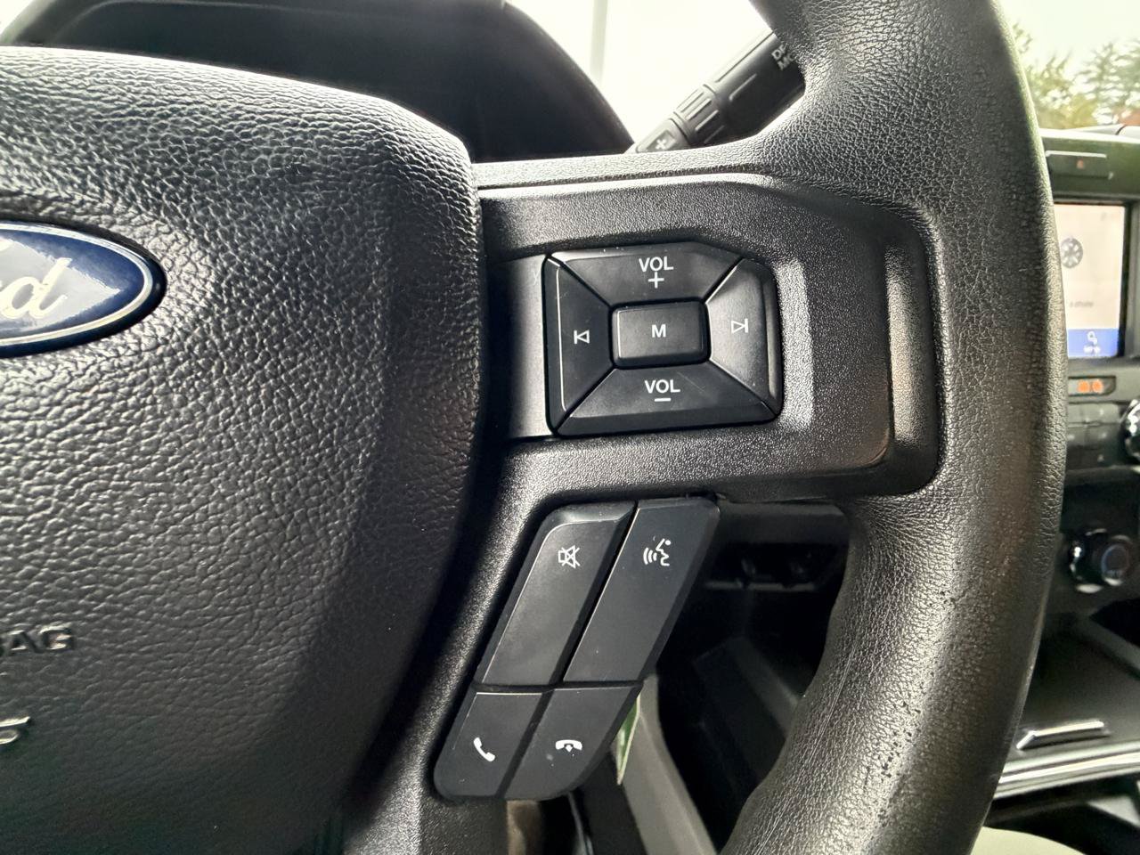 Used 2021 Ford F350 XLT w/ XLT Premium Package AWD/4WD image 29