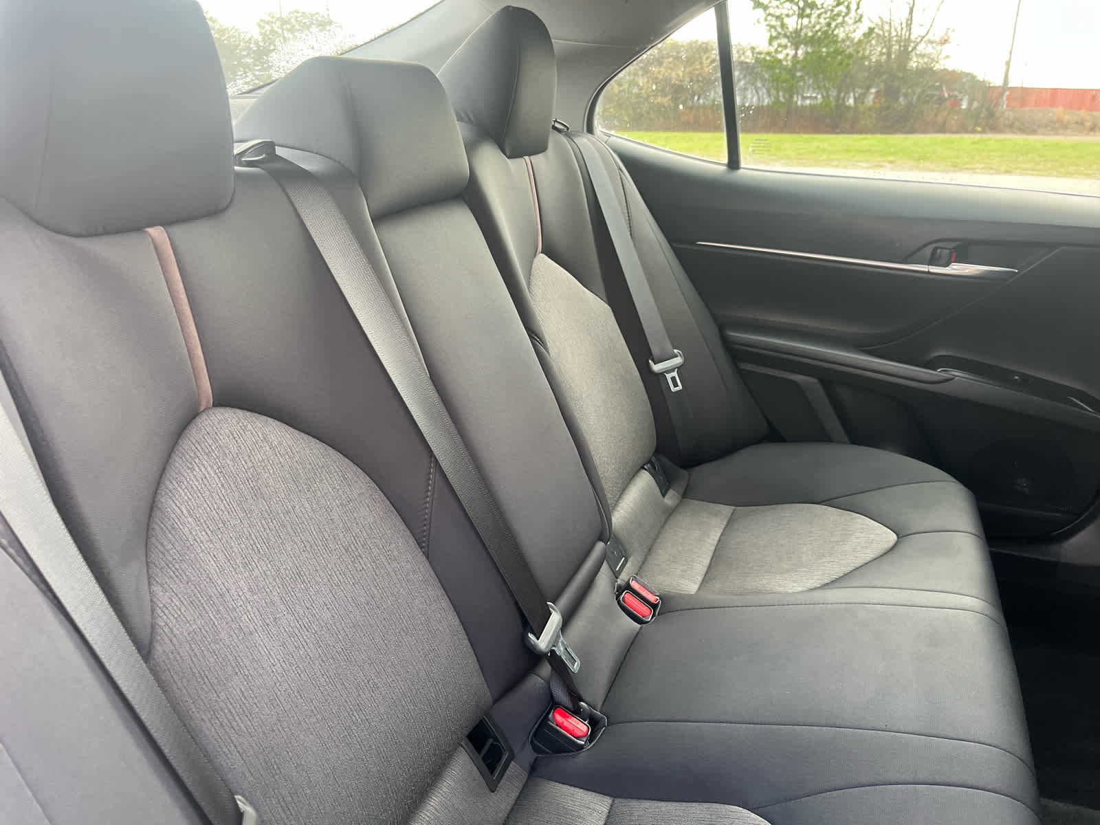 Used 2020 Toyota Camry LE image 26