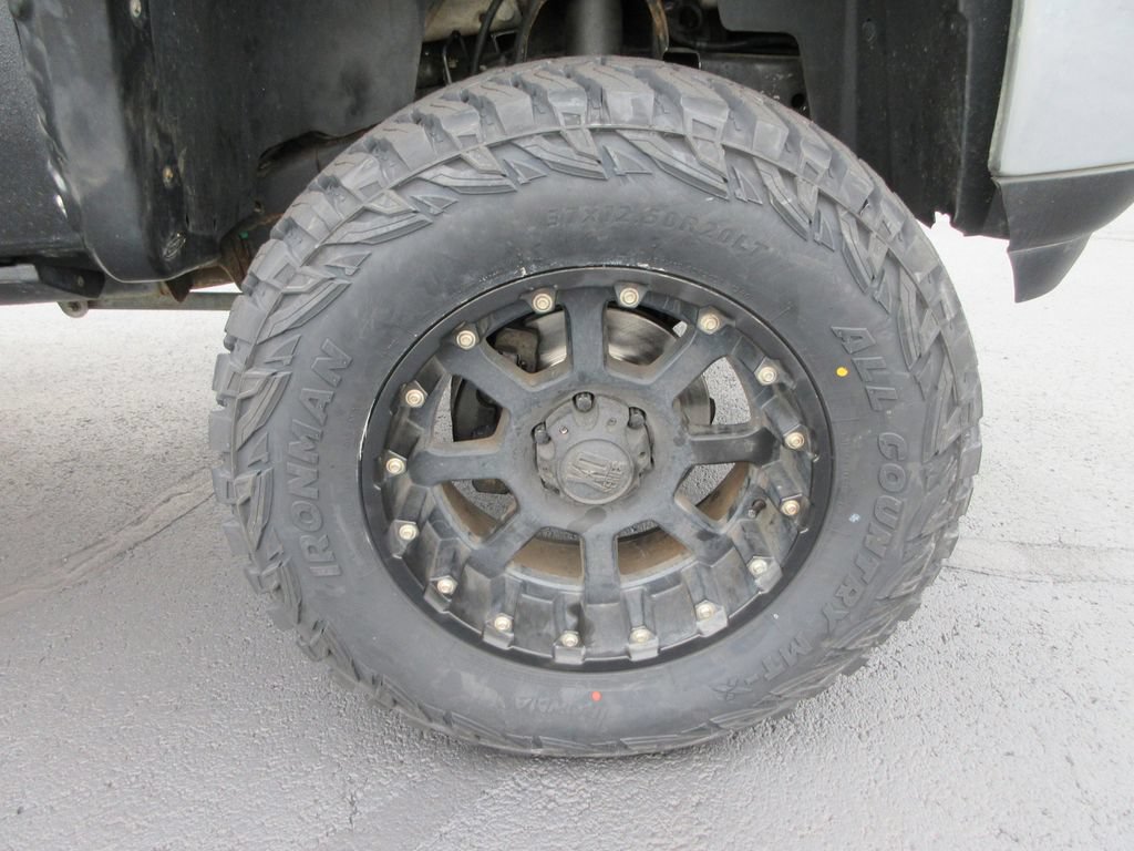 Used 2011 GMC Sierra 1500 SLE w/ Power Tech Package AWD/4WD image 9