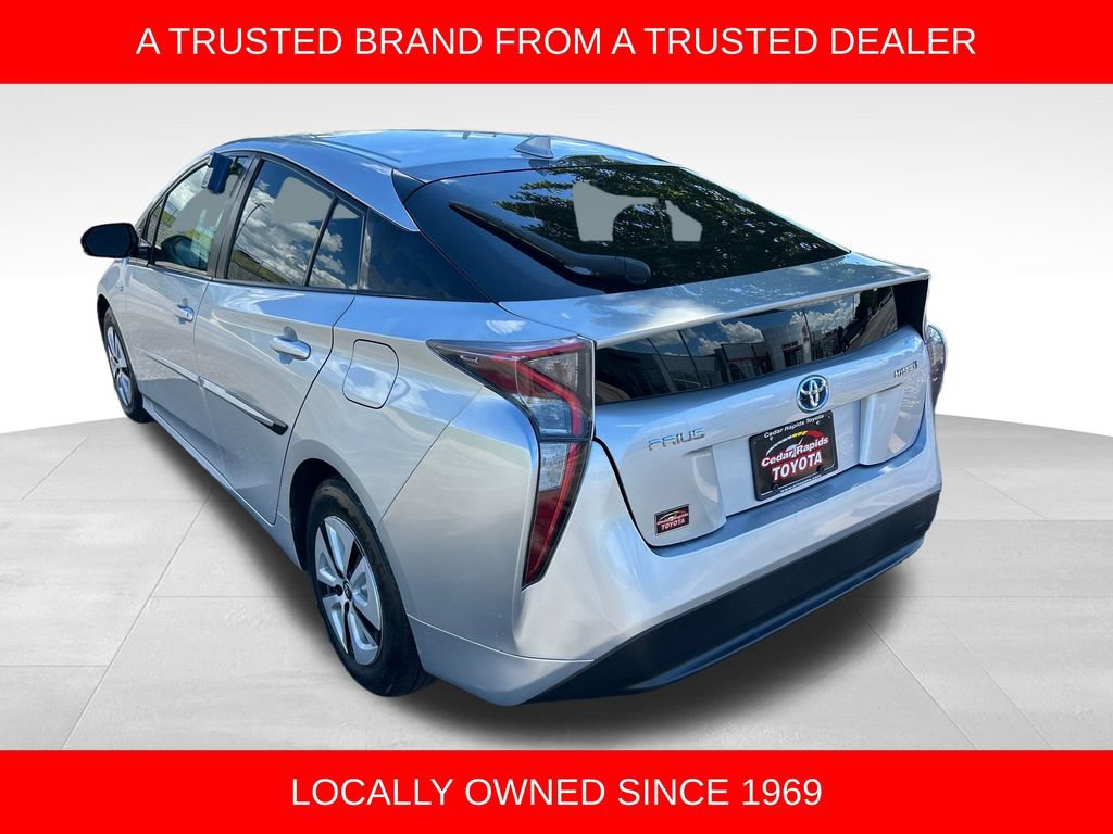 Used 2016 Toyota Prius Three FWD image 3