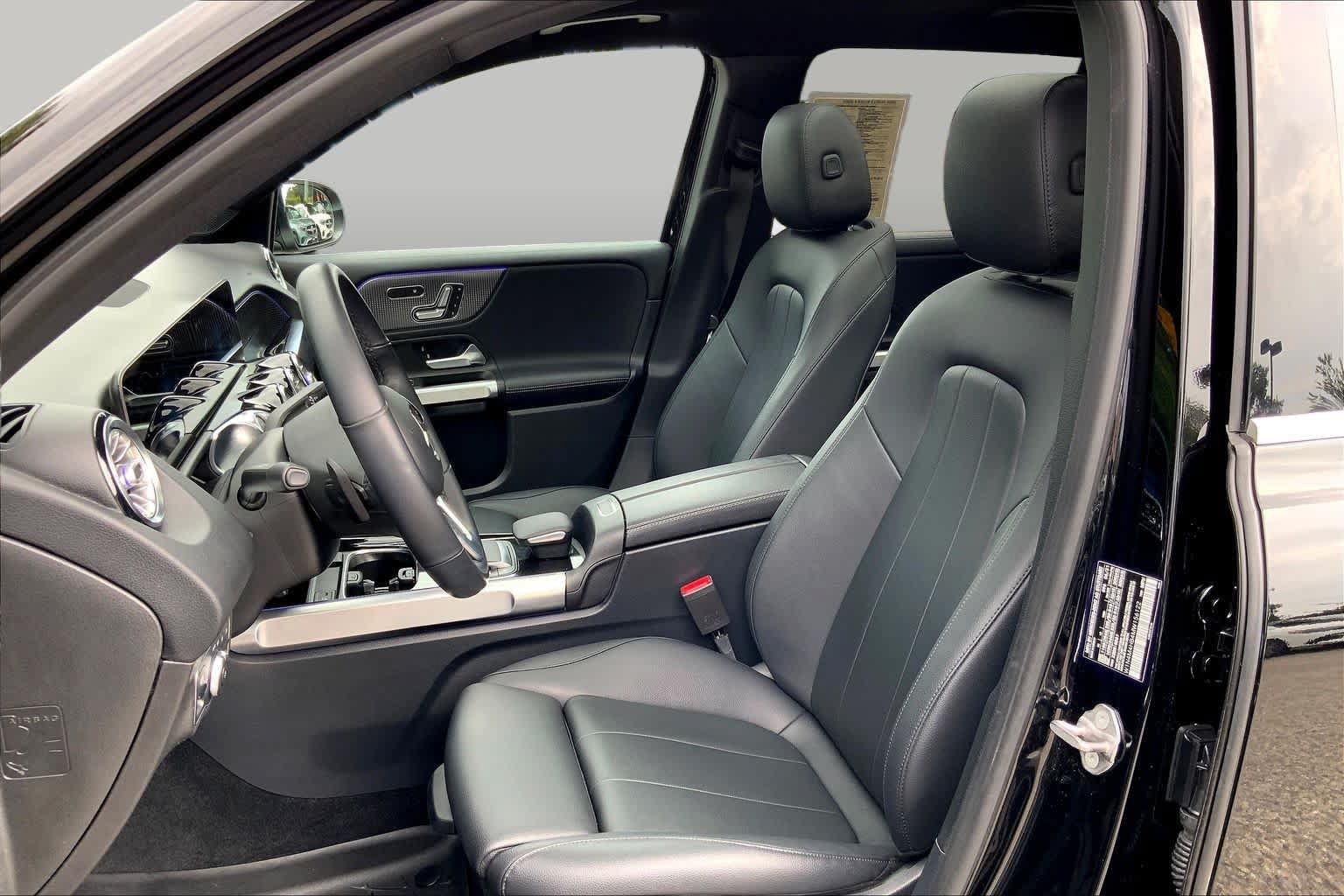 Certified 2021 Mercedes-Benz GLB 250 4MATIC image 9