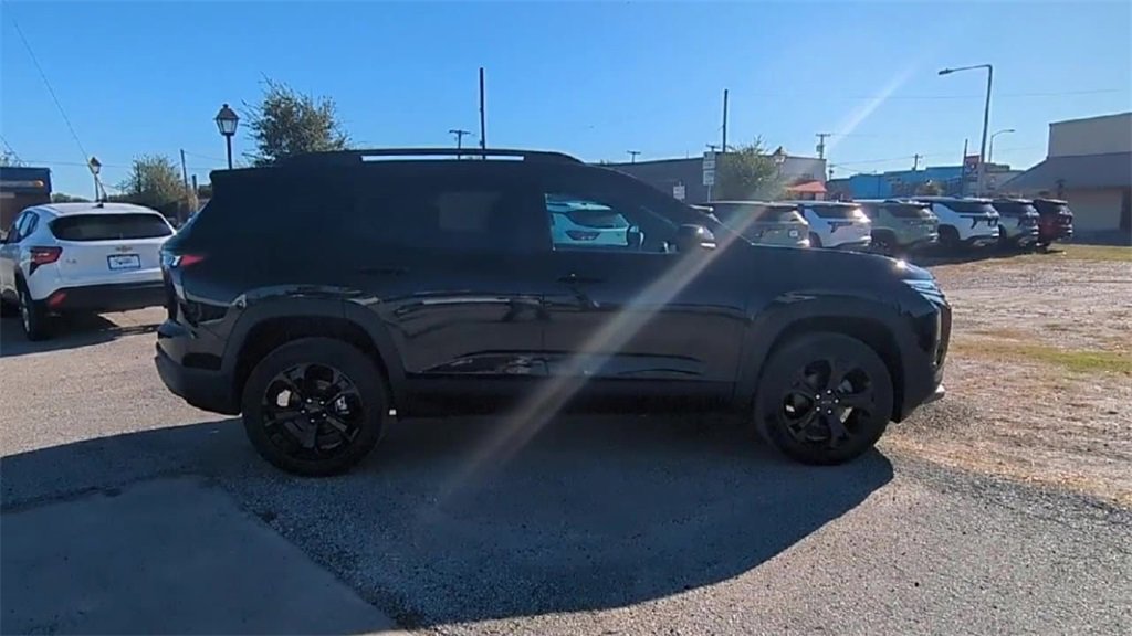 New 2026 Chevrolet Equinox LT w/ Midnight Edition image 9