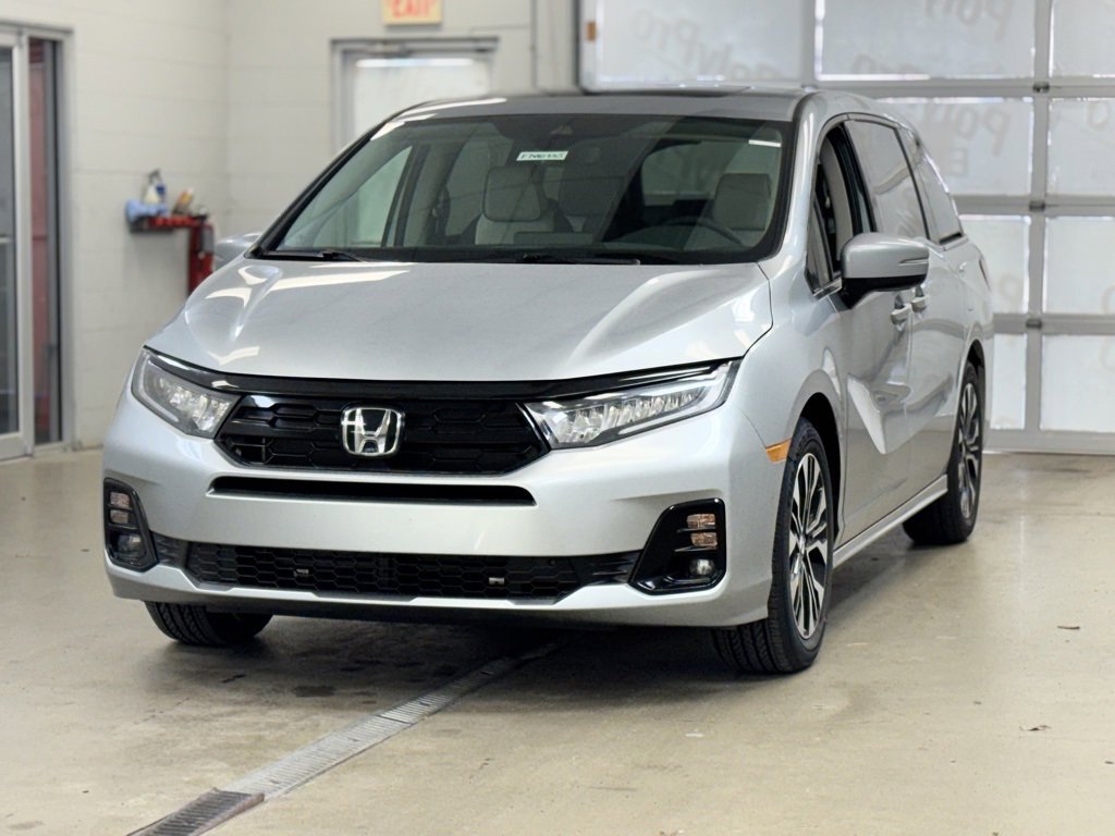 New 2026 Honda Odyssey Elite image 3