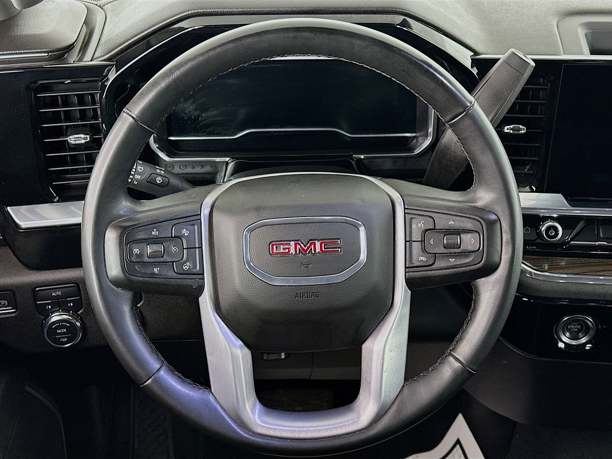 Used 2023 GMC Sierra 1500 Elevation image 18