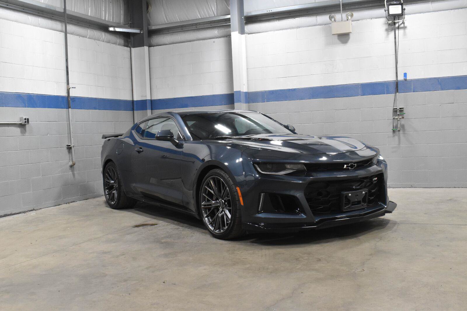 Used 2022 Chevrolet Camaro ZL1 RWD image 27