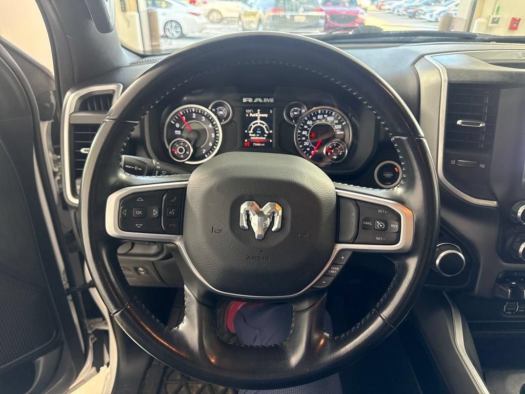 Used 2022 RAM 1500 Big Horn AWD/4WD image 25