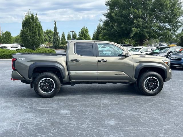Used 2024 Toyota Tacoma TRD Off-Road w/ TRD Off Road Upgrade Package AWD/4WD image 3