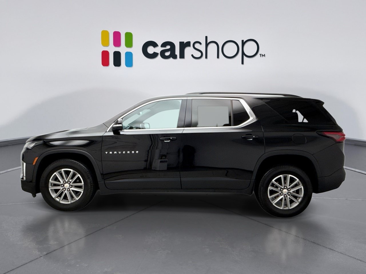 Used 2023 Chevrolet Traverse LT AWD/4WD image 2