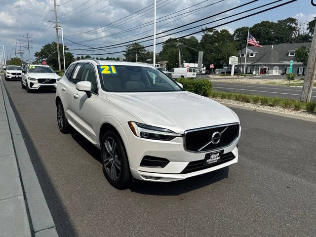 Used 2021 Volvo XC60 T5 Momentum w/ Climate Package AWD/4WD image 6