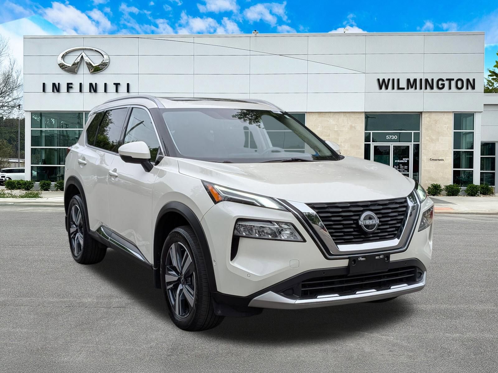 Used 2023 Nissan Rogue Platinum w/ Platinum Premium Package AWD/4WD image 1