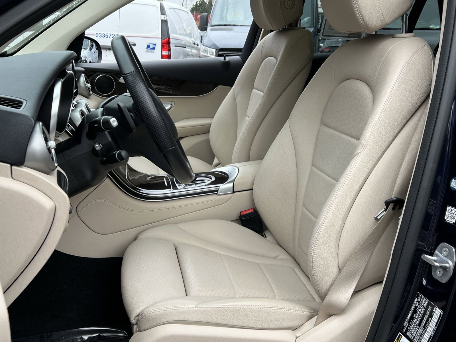 Certified 2019 Mercedes-Benz GLC 300 4MATIC image 11