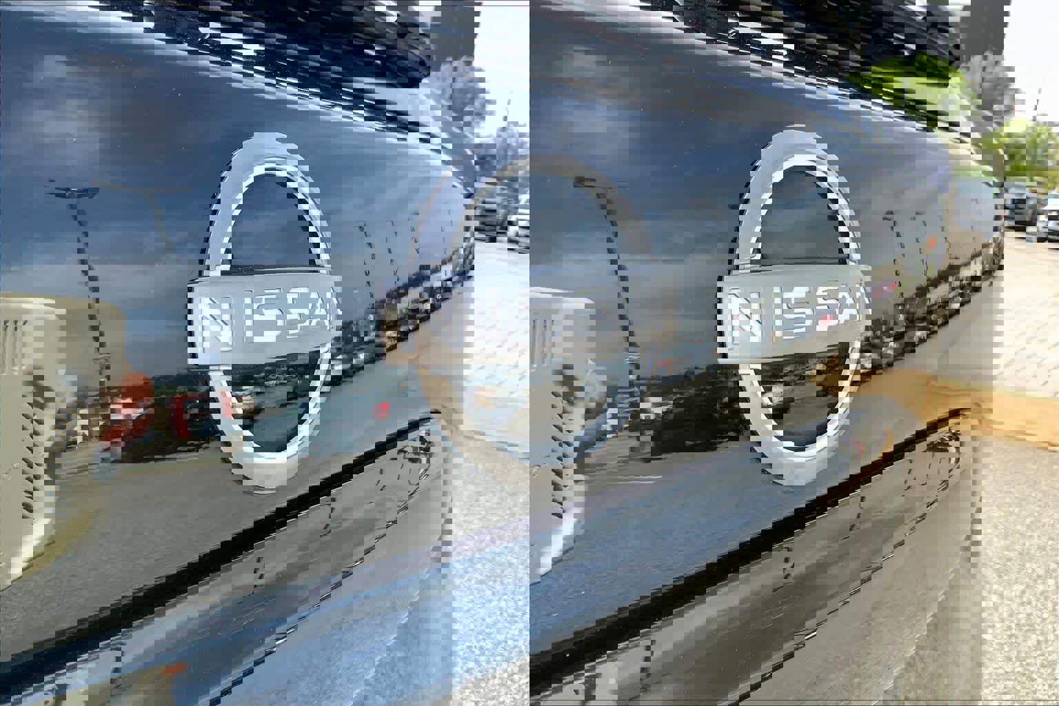 Used 2023 Nissan Murano S image 10