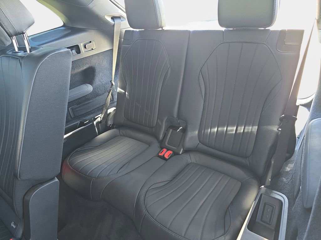 Used 2023 Mercedes-Benz EQS 580 4MATIC SUV image 16