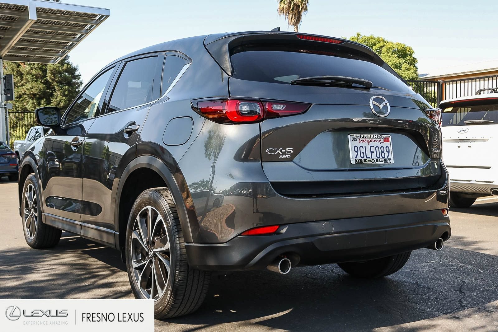 Used 2023 MAZDA CX-5 AWD 2.5 S w/ Premium Package image 4