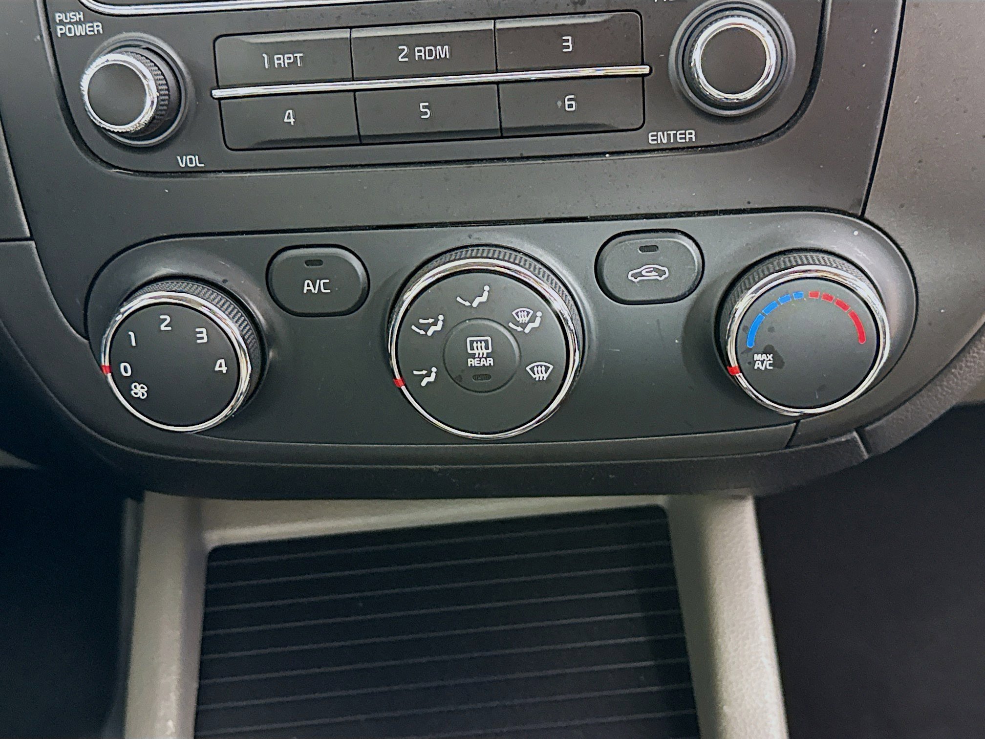 Used 2015 Kia Forte LX image 34