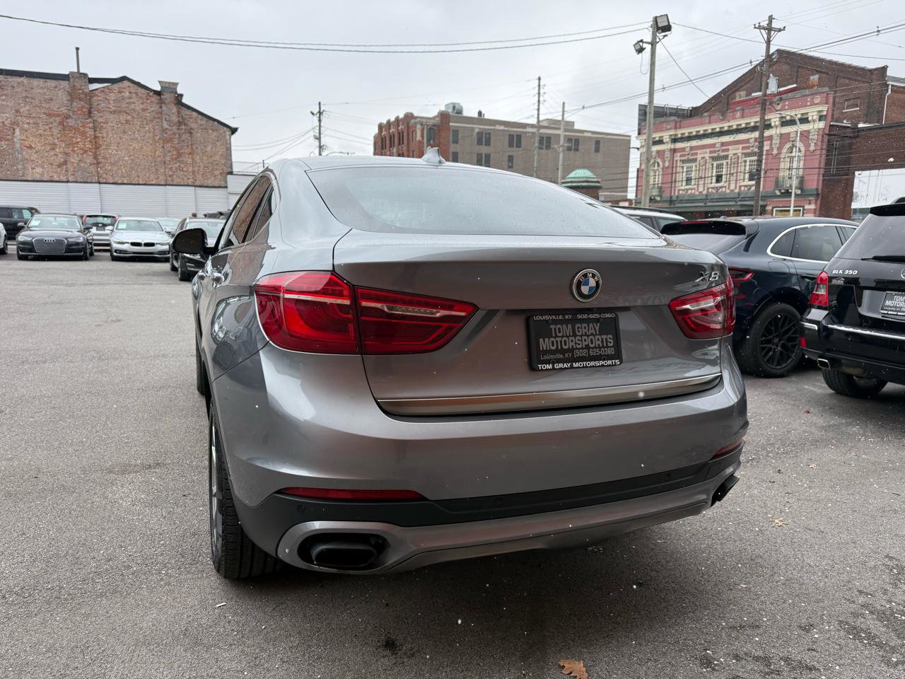 Used 2019 BMW X6 xDrive50i w/ Executive Package image 4