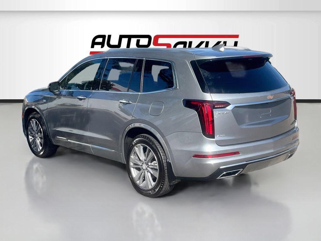 Used 2025 Cadillac XT6 Premium Luxury w/ Technology Package AWD/4WD image 5