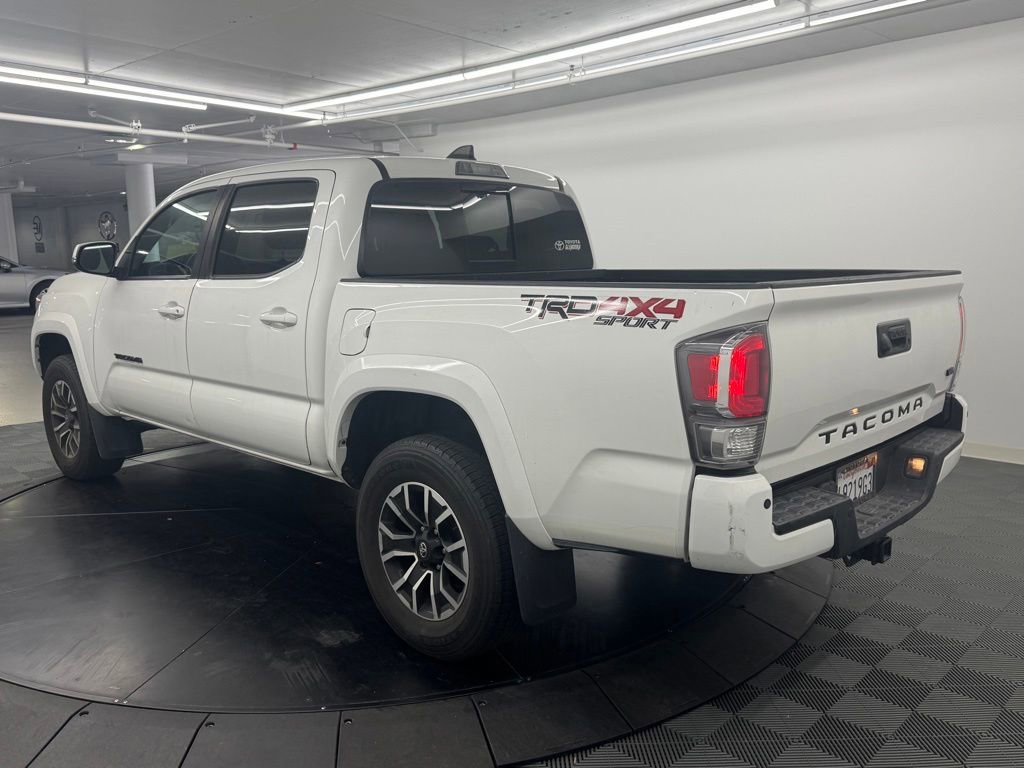 Used 2021 Toyota Tacoma TRD Sport w/ Technology Package AWD/4WD image 6