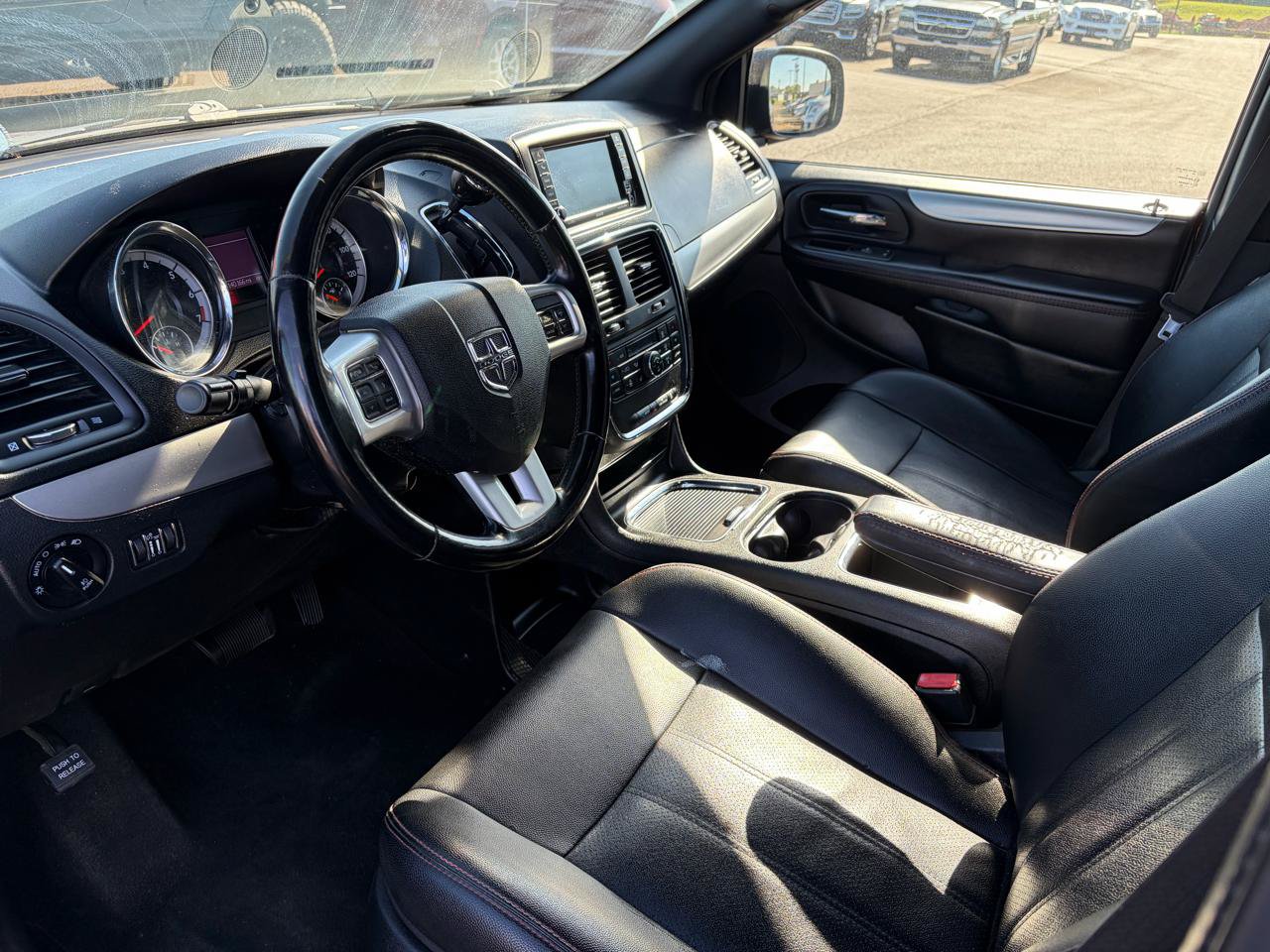 Used 2020 Dodge Grand Caravan GT FWD image 10
