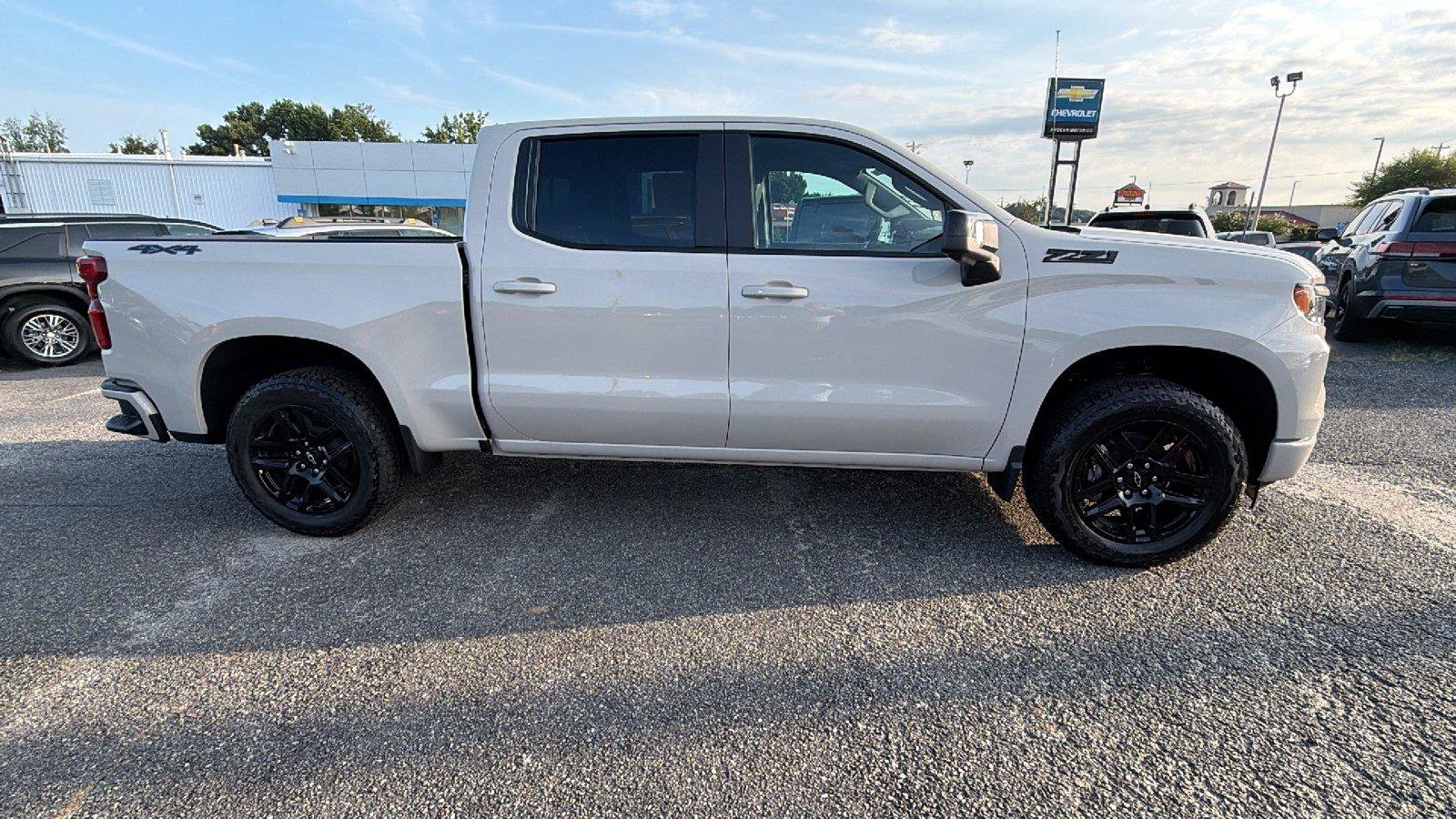 New 2026 Chevrolet Silverado 1500 RST w/ RST All Star Premium Package AWD/4WD image 6
