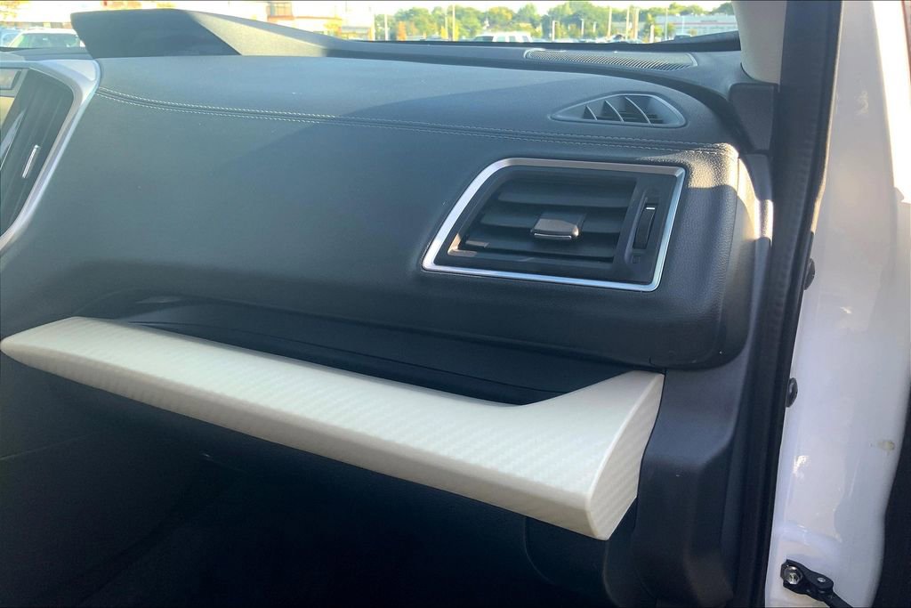 Certified 2022 Subaru Ascent 8-Passenger image 17